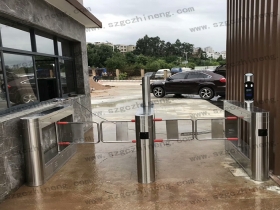 湖南某小區(qū)圓柱動態(tài)人臉識別案例